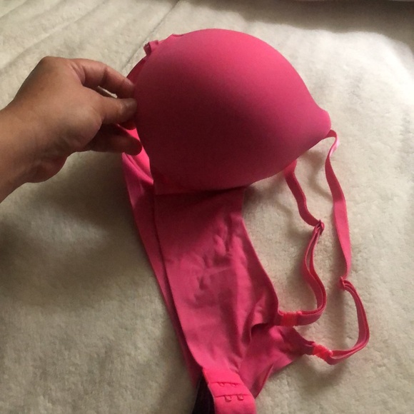 VERY SEXY VICTORIA’S SECRET BRA - Picture 10 of 10